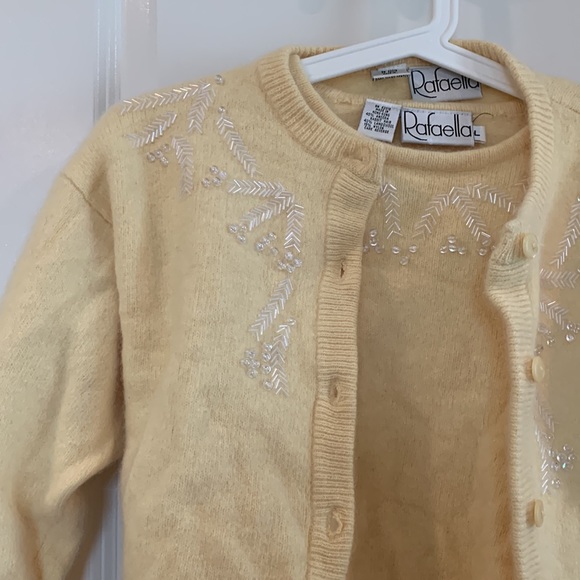 Angora and lambswool sweater set 🌻 adorable, fits S-M - Picture 2 of 5